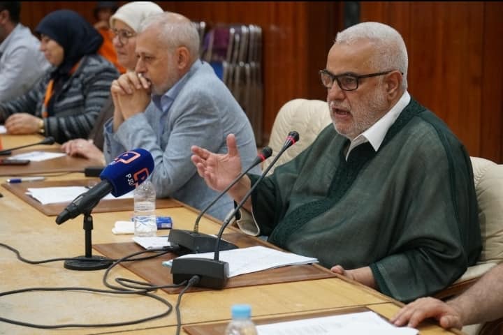  بنكيران... أصمت وسينساك الجميع! 