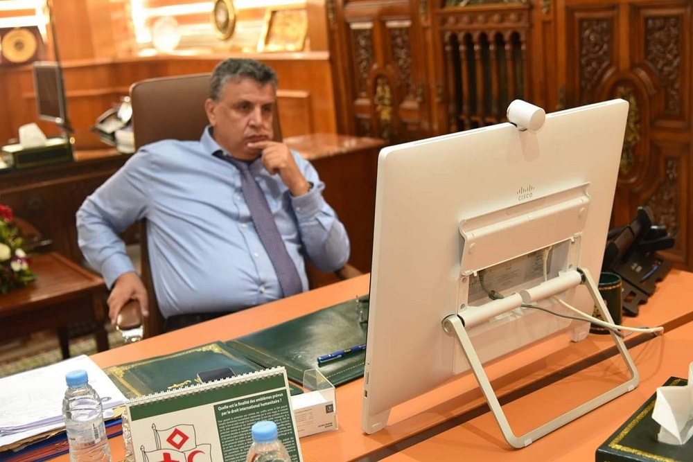 وهبي يشتكي الجمعيات التي تشتكي!