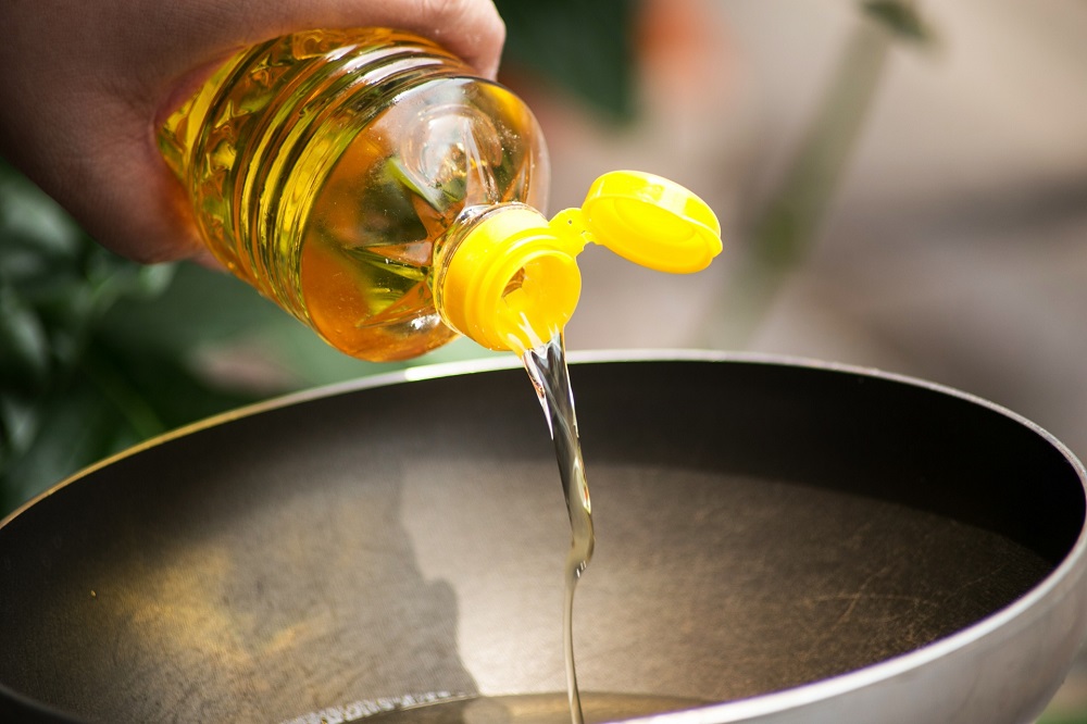 خطوة حكومية لتخفيض أسعار الزيوت.. هل ستنجح؟