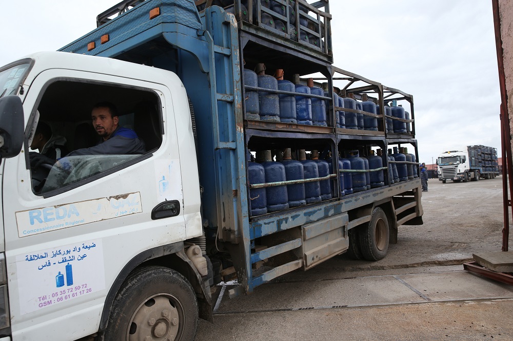 الحكومة ترفع الدعم الموجه لمهنيي النقل بـ40%.. ماذا عن الباقين؟