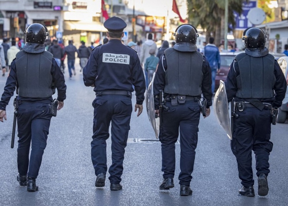 أمن العيون يضع حدا لنشاط شبكة إجرامية تنشط في الهجرة والتجارة بالبشر