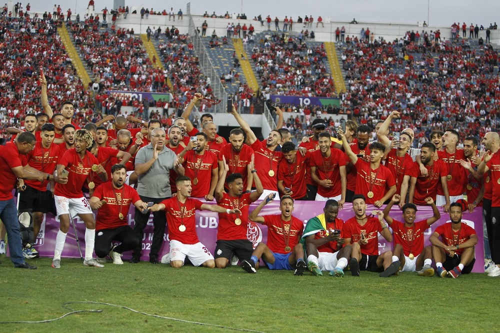 الوداد الرياضي يتوج بجائزة أفضل فريق إفريقي