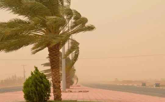 زخات رعدية قوية مصحوبة بالبرد بعدد من مناطق المملكة