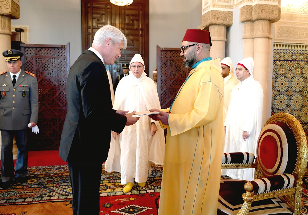  السفير السويسري يشيد بالأوراش والإصلاحات التي قادها الملك محمد السادس 