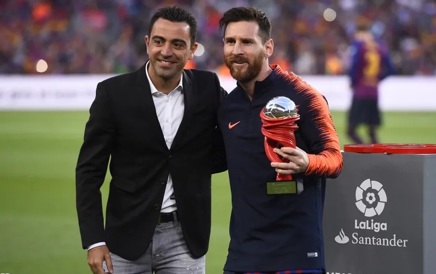  تشافي: عودة ميسي إلى برشلونة في الوقت الحالي "مستحيلة" 