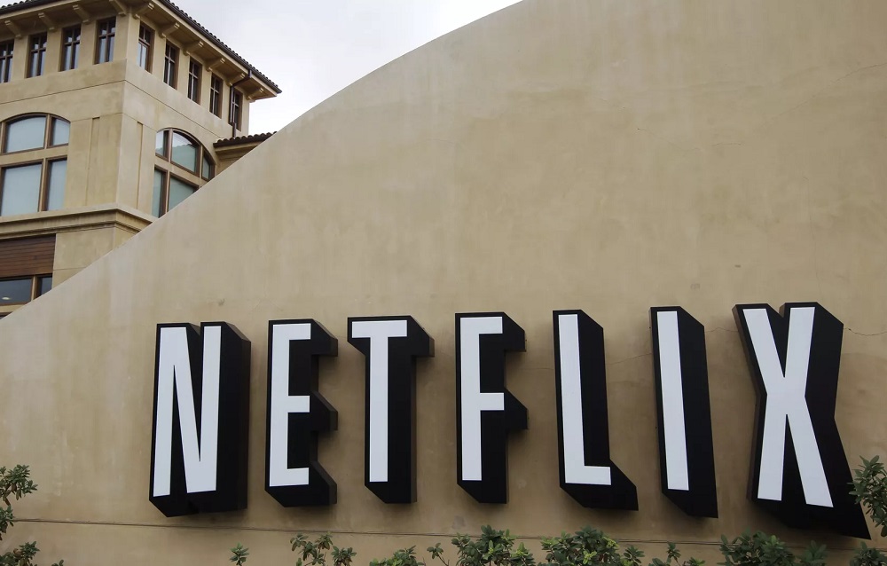 شركة نتفليكس تخسر حوالي مليون مشترك