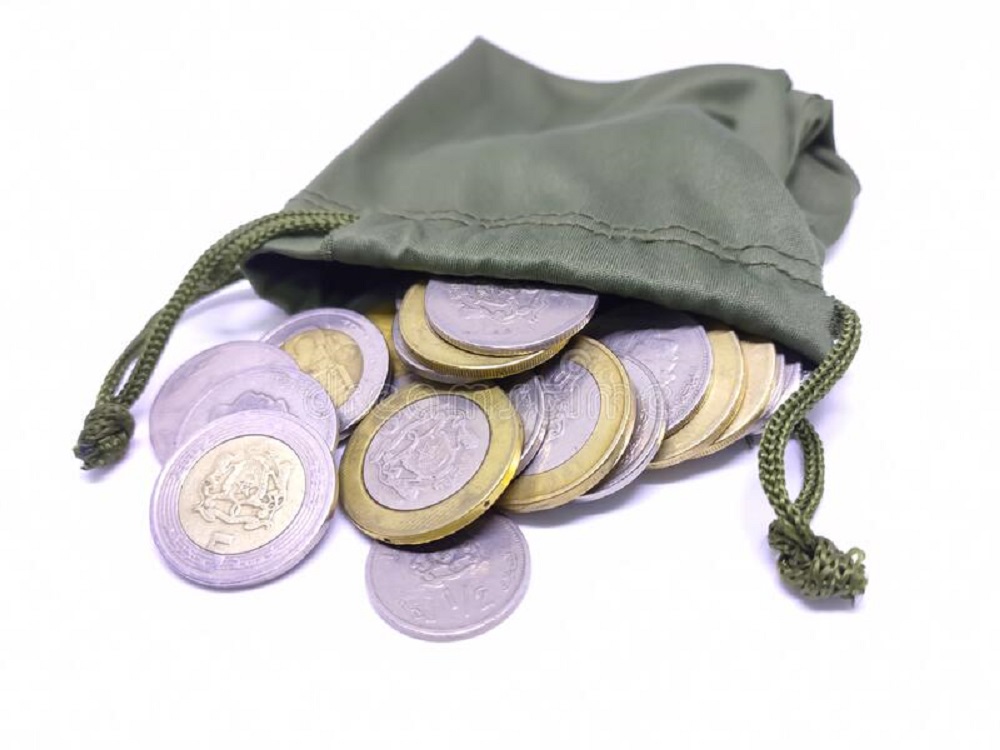 عجز السيولة البنكية يتفاقم ويتجاوز 9800 مليار سنتيم