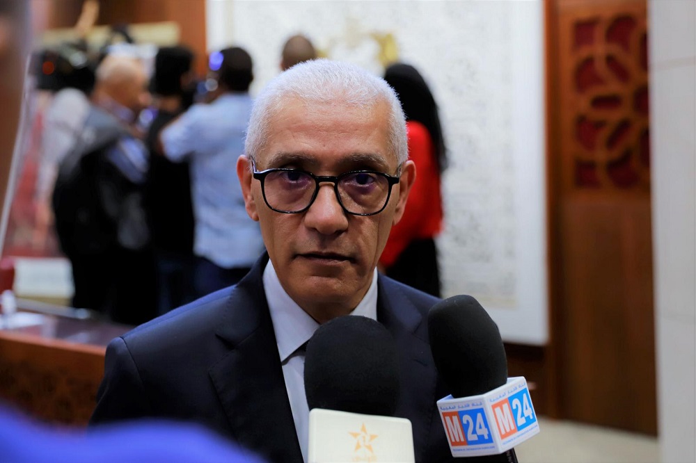 رجال سياسة دون مستوى رجال الدولة!