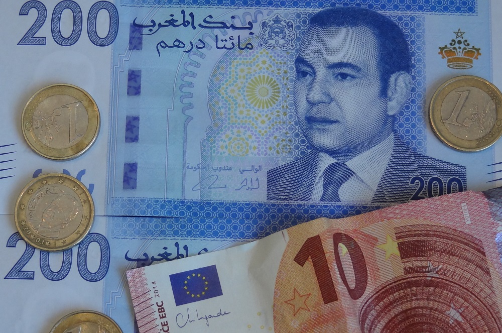   الدرهم ينخفض مقابل الأورو بنسبة 0,83 في المائة 