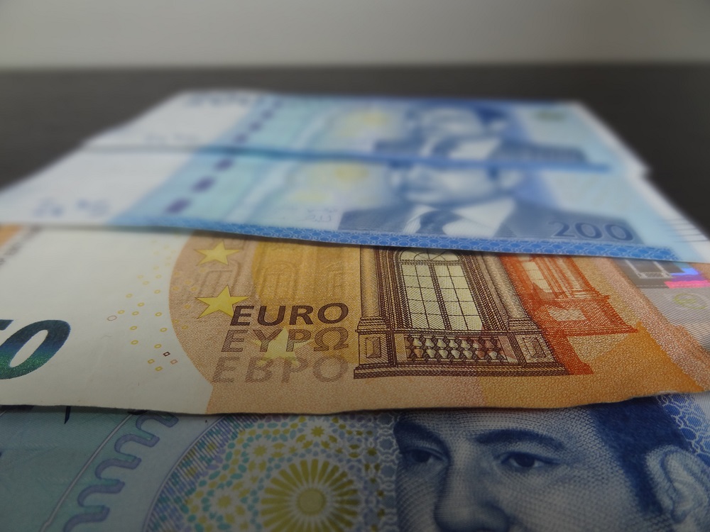  عائدات السياحة من العملة الصعبة تتجاوز لأول مرة 100 مليار درهم 