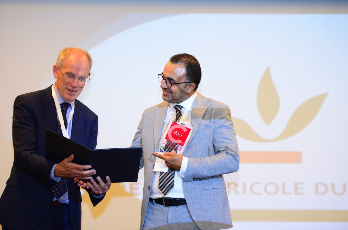  القرض الفلاحي يتسلم علامة إشهاد المعهد الفرنسي للتدقيق والرقابة الداخلية 