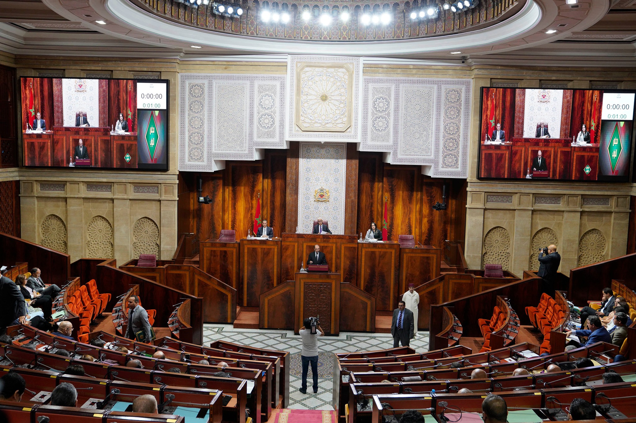 بعد خطاب الملك عن ميثاق الاستثمار.. ثلثا أعضاء مجلس النواب يغيبون عن التصويت !