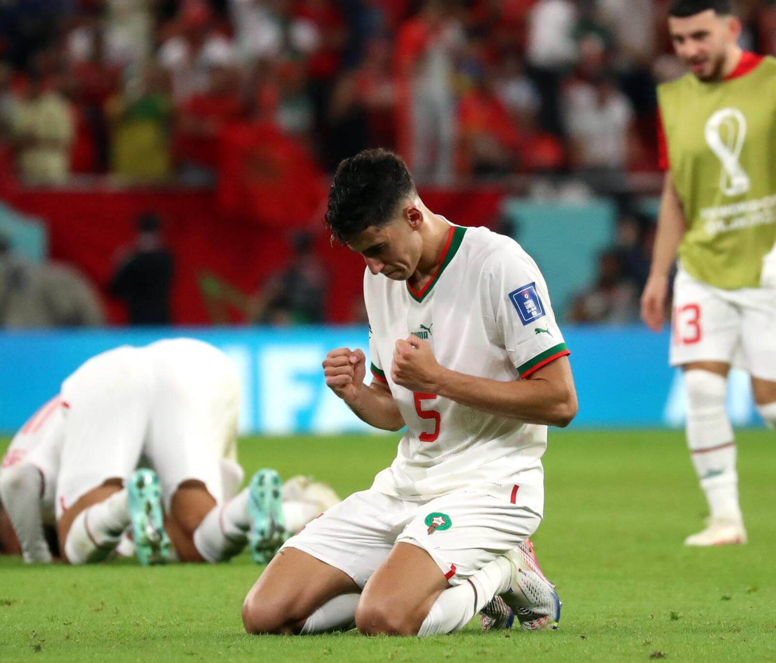 تغييرات الركراكي.. كيف حوّلت التعادل إلى انتصار؟