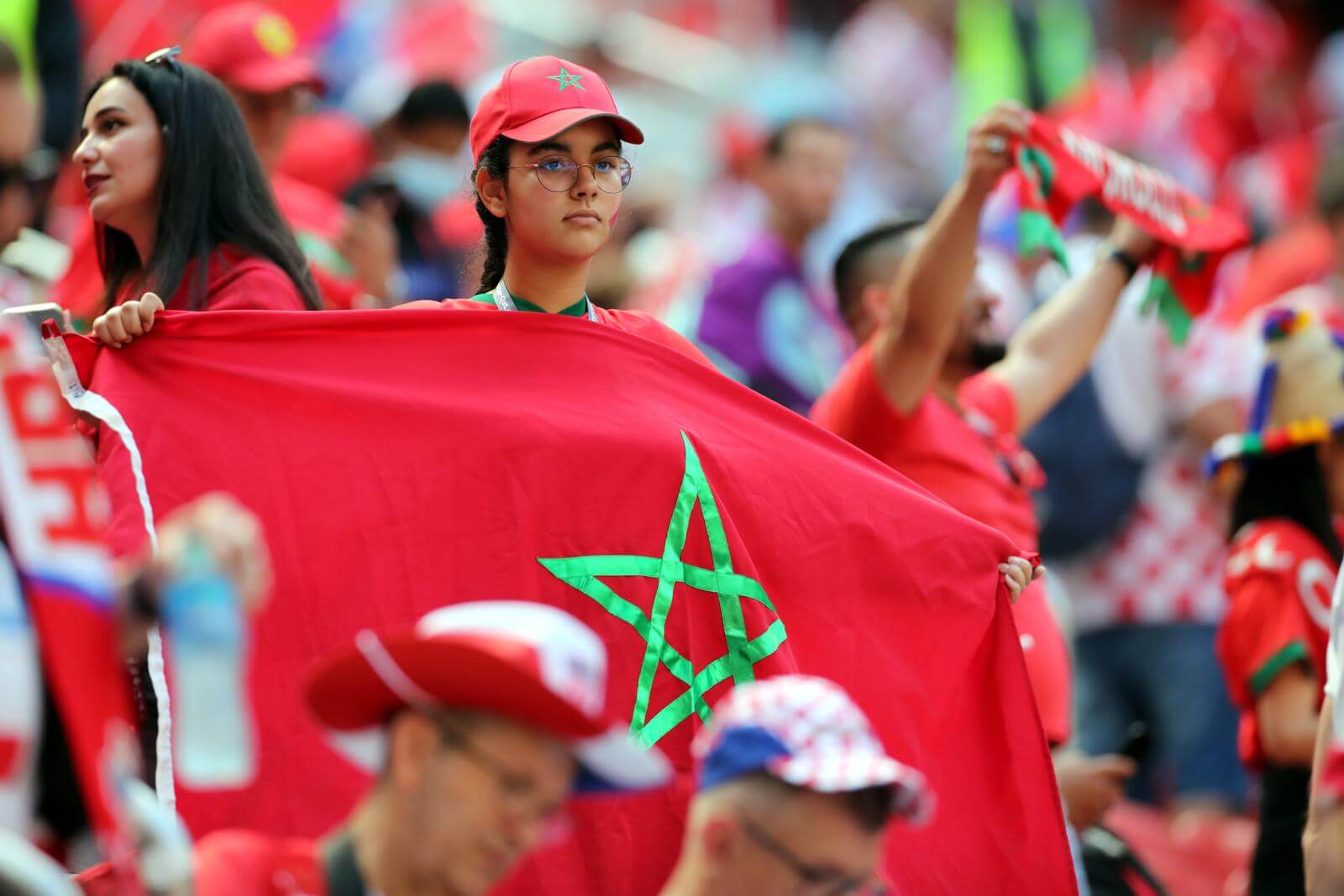 الركراكي: حكيمي ومزراوي جاهزان والجمهور المغربي الأفضل في العالم