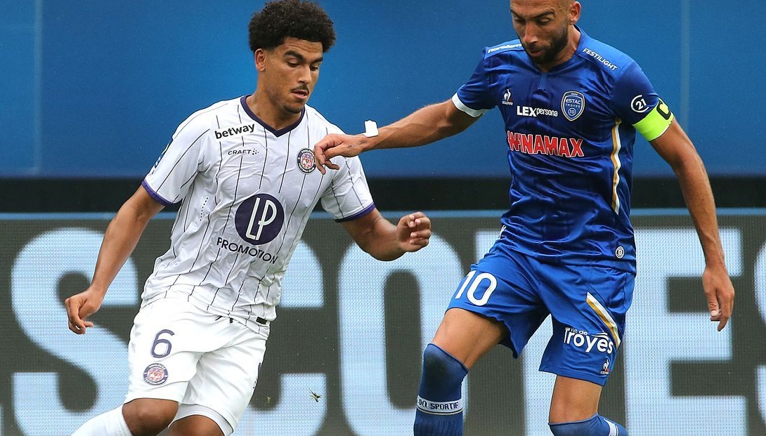  بعد حارث.. أبو خلال مهدد بالغياب عن المونديال 