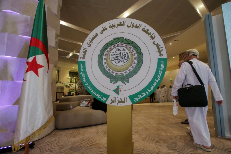  قمة تفريق الشمل.. الجزائر مع مَنْ، ضد مَنْ؟ 