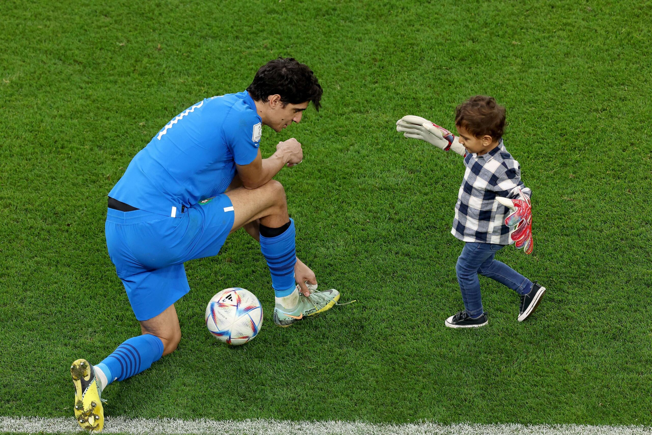 بايرن ميونيخ يبحث الاستعانة بخدمات ياسين بونو