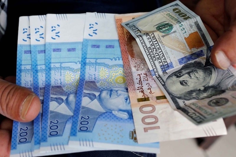 الدولار يرتفع بـ 0,12 في المائة مقابل الدرهم