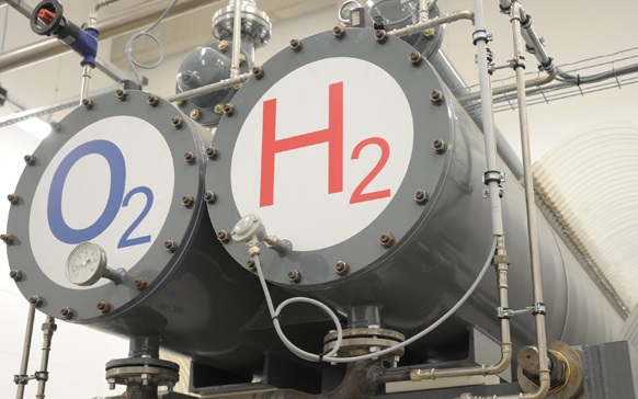 باستثمار يقدر بـ20 مليار دولار.. شركة أسترالية تتطلع لإنتاج الهيدروجين الأخضر بالمغرب