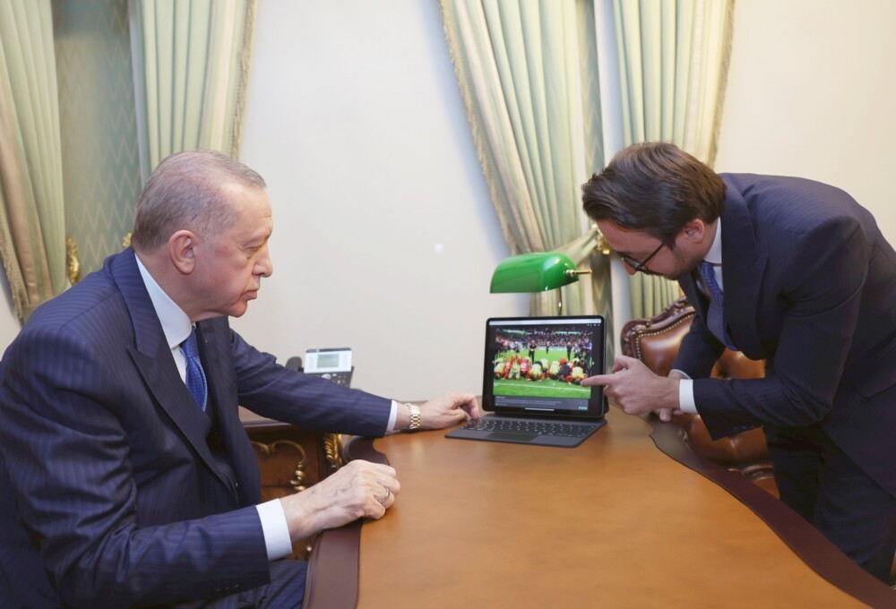  أردوغان يختار "سجدة المنتخب المغربي" الأفضل خلال 2022 