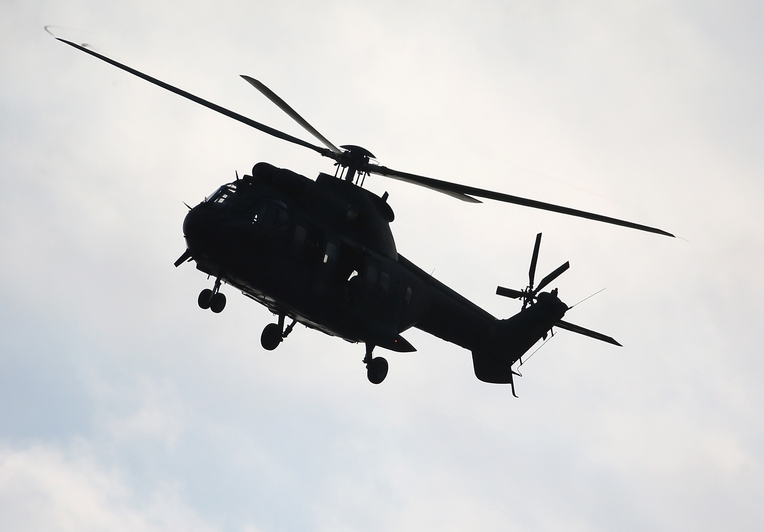 مروحيات تنقل لاعبي برشلونة إلى سبتة