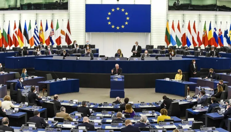 البرلمان الأوروبي يواصل التصعيد ضد المغرب بقرار جديد