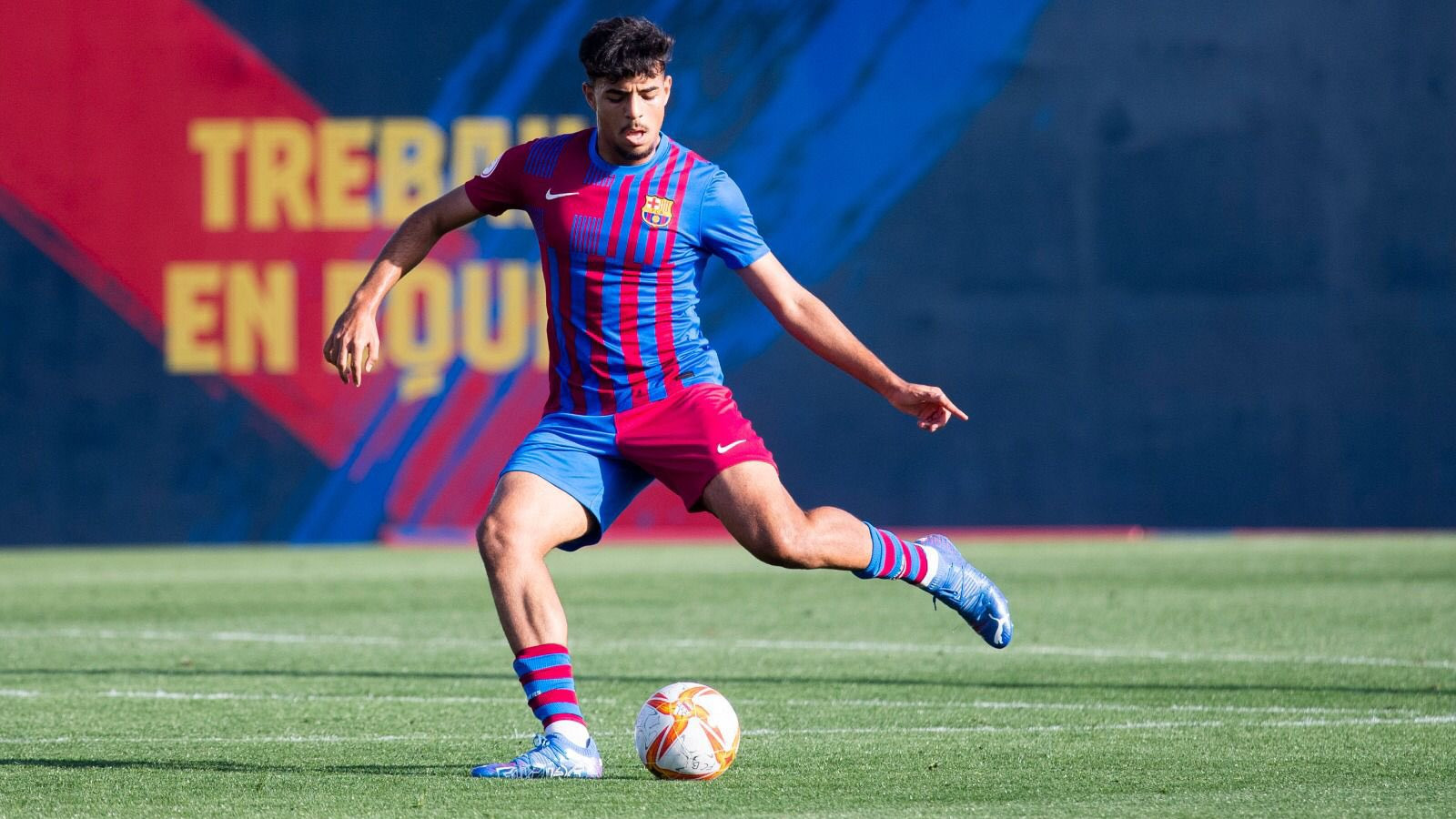 شادي رياض لـ"آخر ساعة": الركراكي لم يتواصل معي.. وأحلم باللعب للمنتخب !