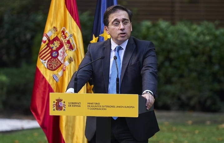 ألباريس: لا يوجد تنازل بل تفاوض لتحسين الوضع بخصوص المجال الجوي في الصحراء