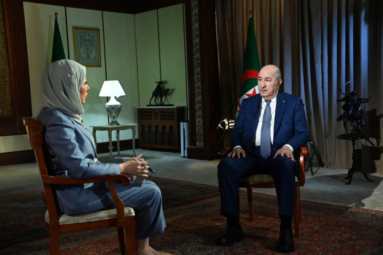 "هلوسات" الرئيس الجزائري على قناة الجزيرة !