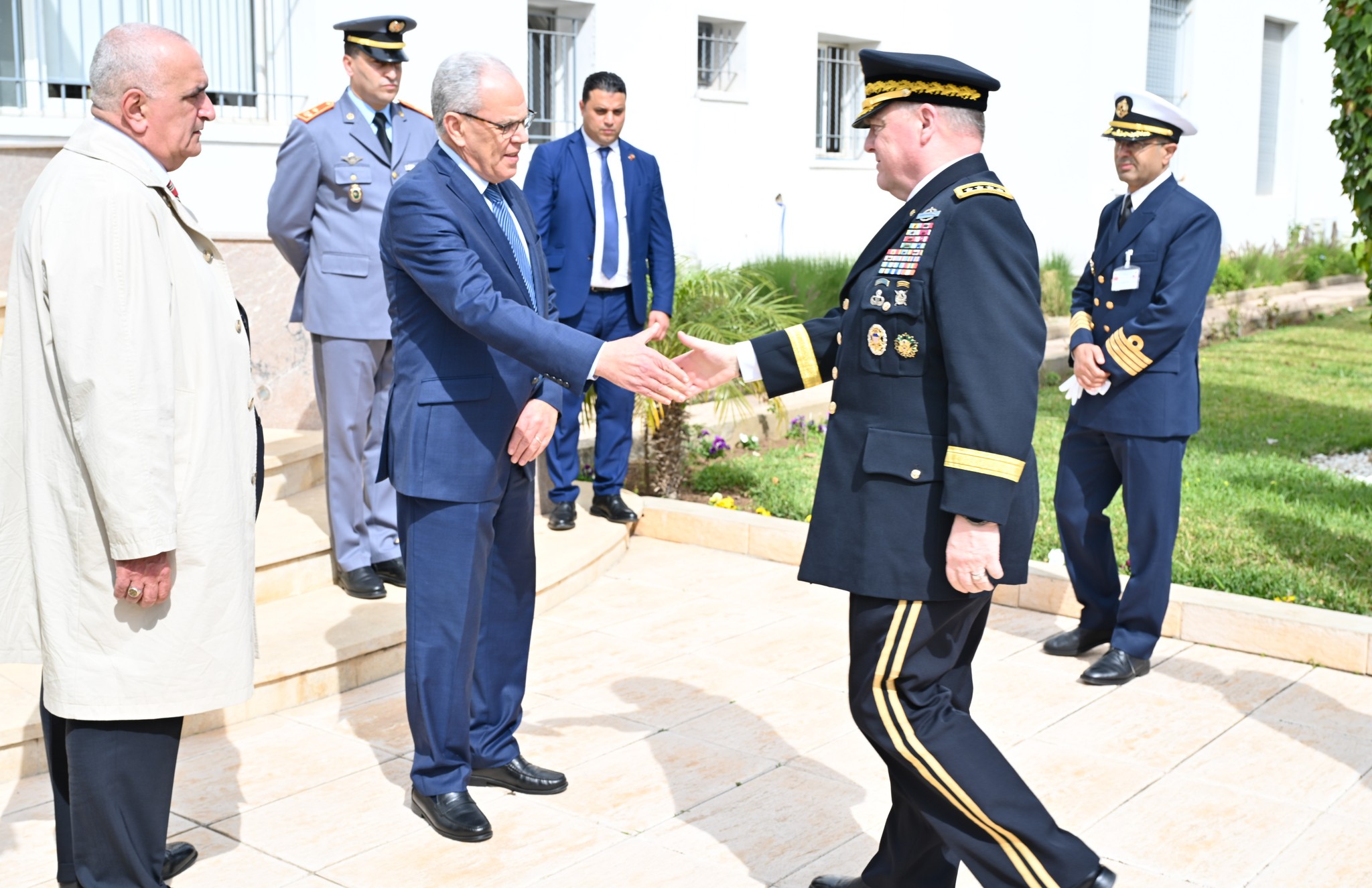 بتعليمات ملكية.. مباحثات تجمع شخصيات عسكرية مغربية وأمريكية