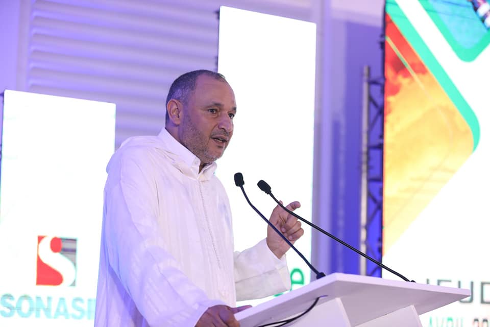 توقيع 9 عقود بين وزارة الصناعة والمراكز التقنية باستثمار 30 مليار سنتيم