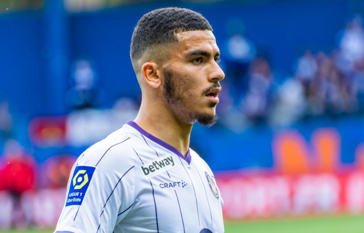 أبو خلال ينتصر