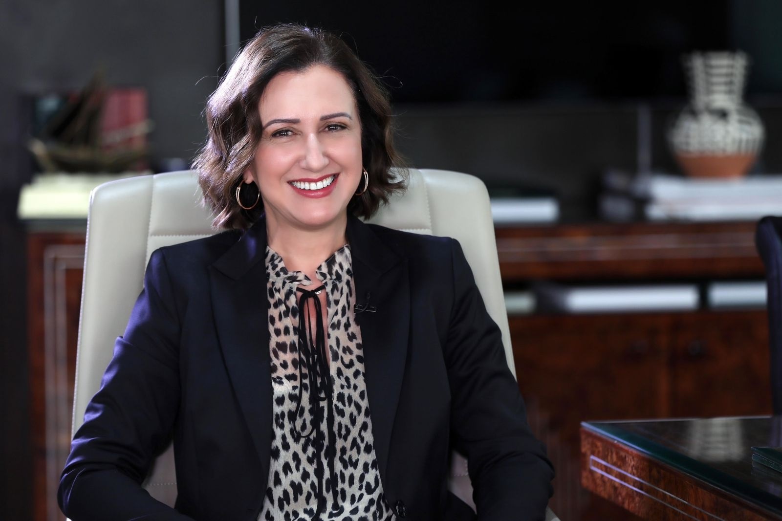 وزير السياحة المغربية... فرنسية؟