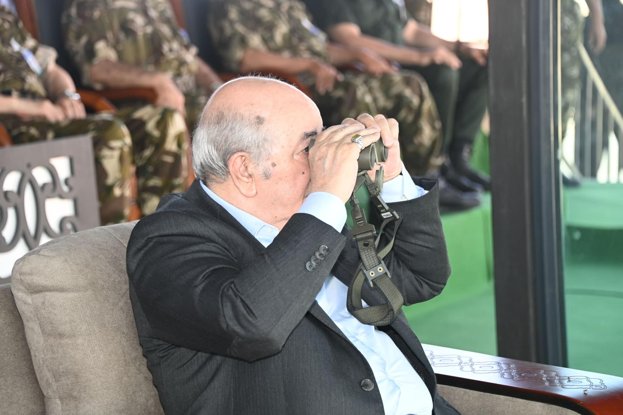 الرئيس الجزائري يعرض الوساطة في الملف "الأوكراني-الروسي"