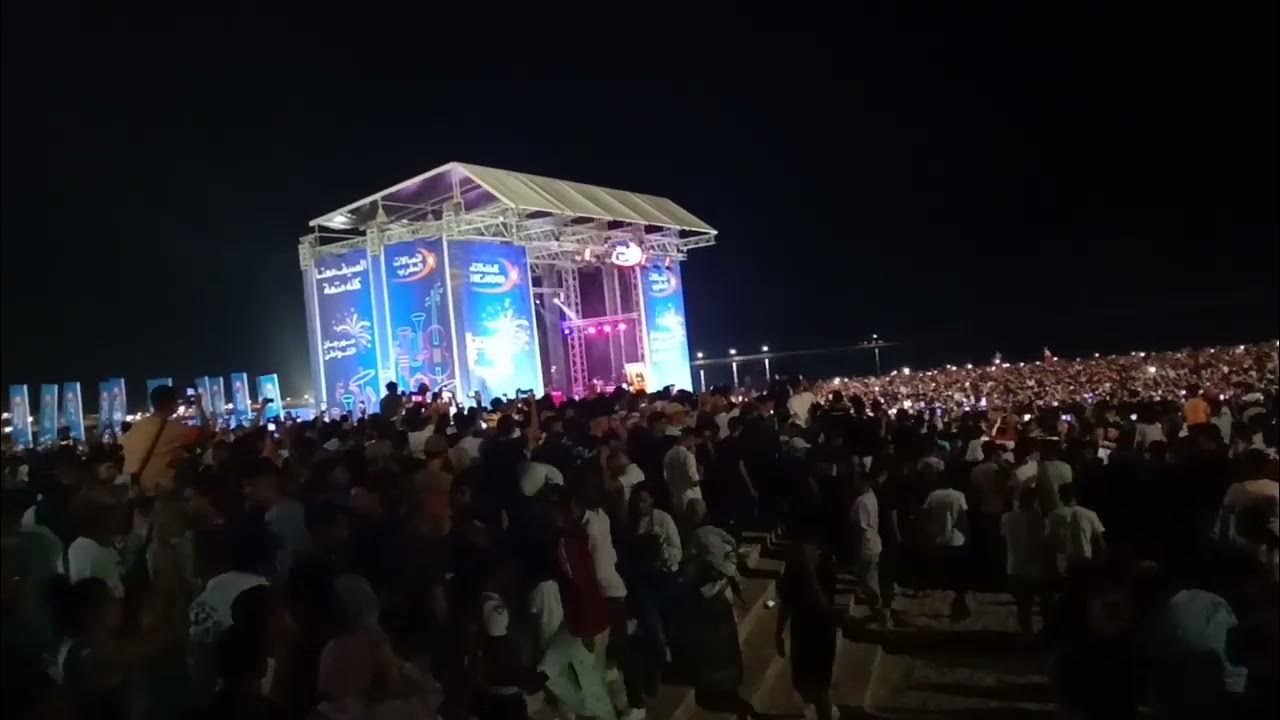 بعد المضيق والحسيمة.. منصة طنجة تهتز على إيقاعات مهرجان الشواطئ لاتصالات المغرب