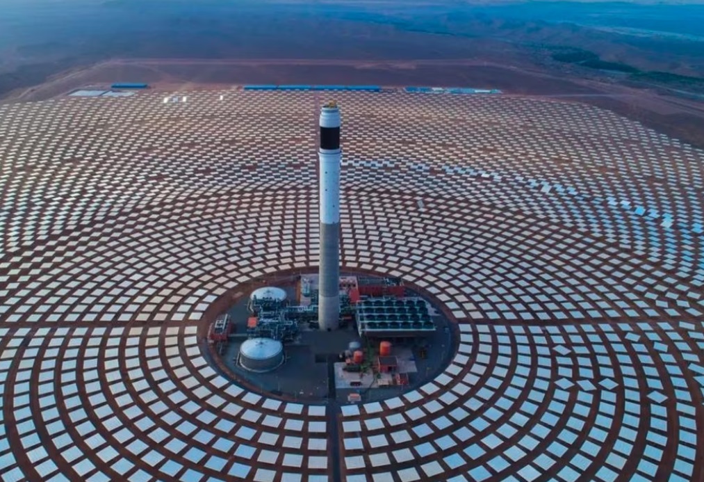 عملاق إيطالي يضخ 8,2 مليون أورو في مشروع الطاقة "نور ميدلت2"