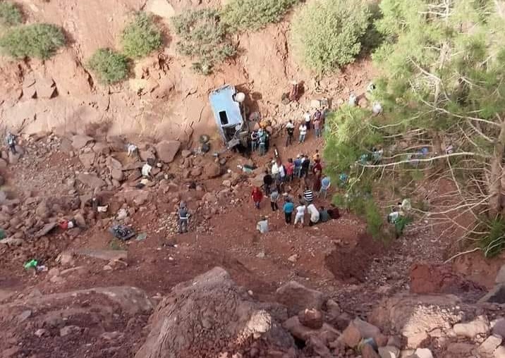 وفاة 24 شخصا في حادثة سير بإقليم أزيلال