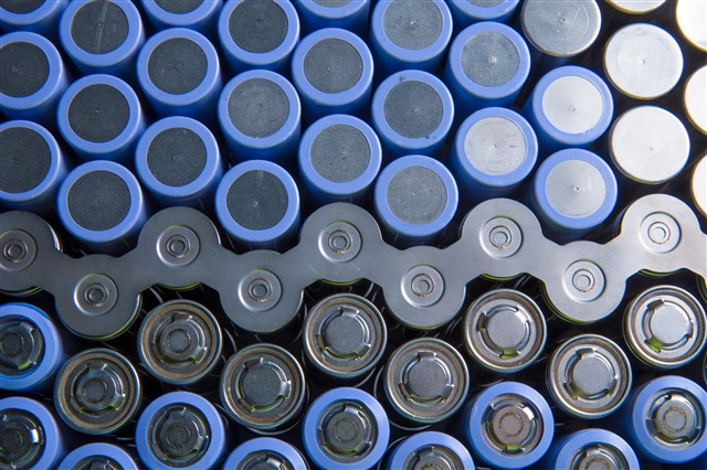 بقيمة استثمار تبلغ 20 مليار درهم.. بناء قاعدة صناعية في المغرب لمواد بطاريات الليثيوم