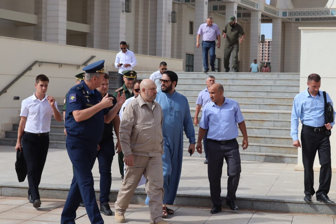 ماذا يفعل جنرال فاغنر الهارب في الجزائر ؟!