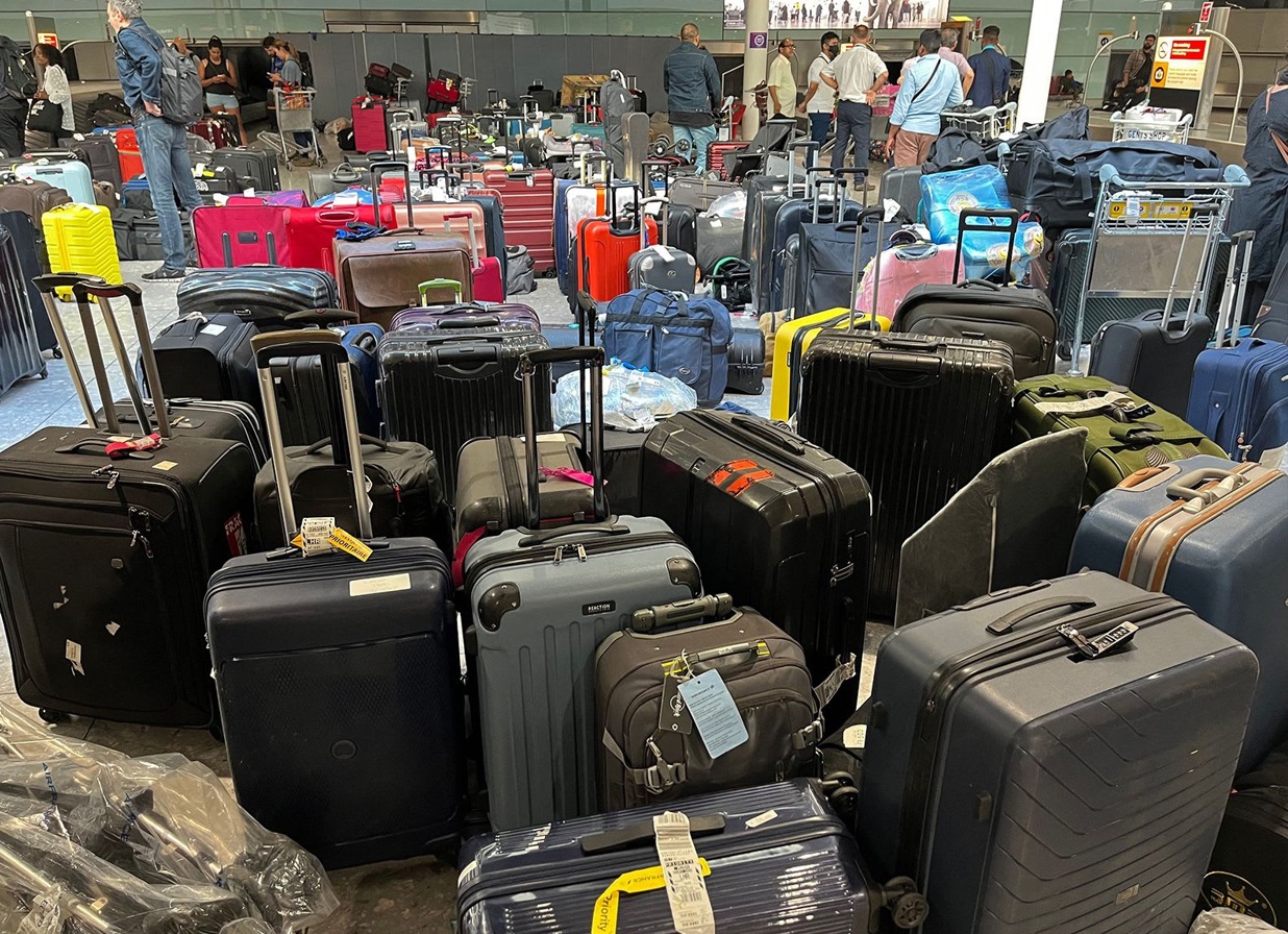  توضيح من المكتب الوطني للمطارات بخصوص بيع الأمتعة الضائعة 