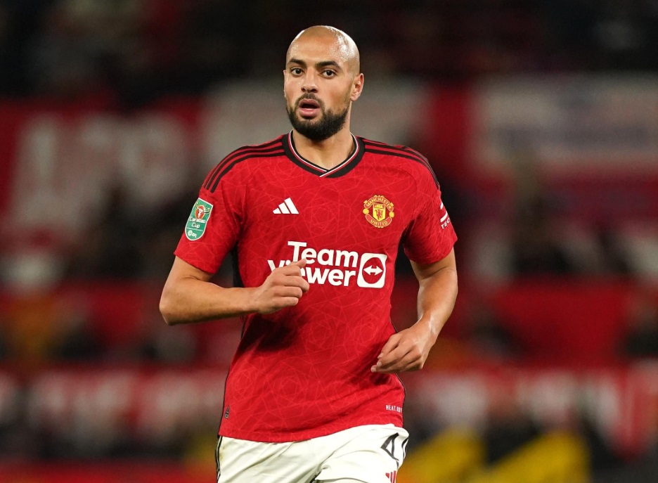 جيمي كاراغر مهاجماً أمرابط: إنه لا يستطيع الركض