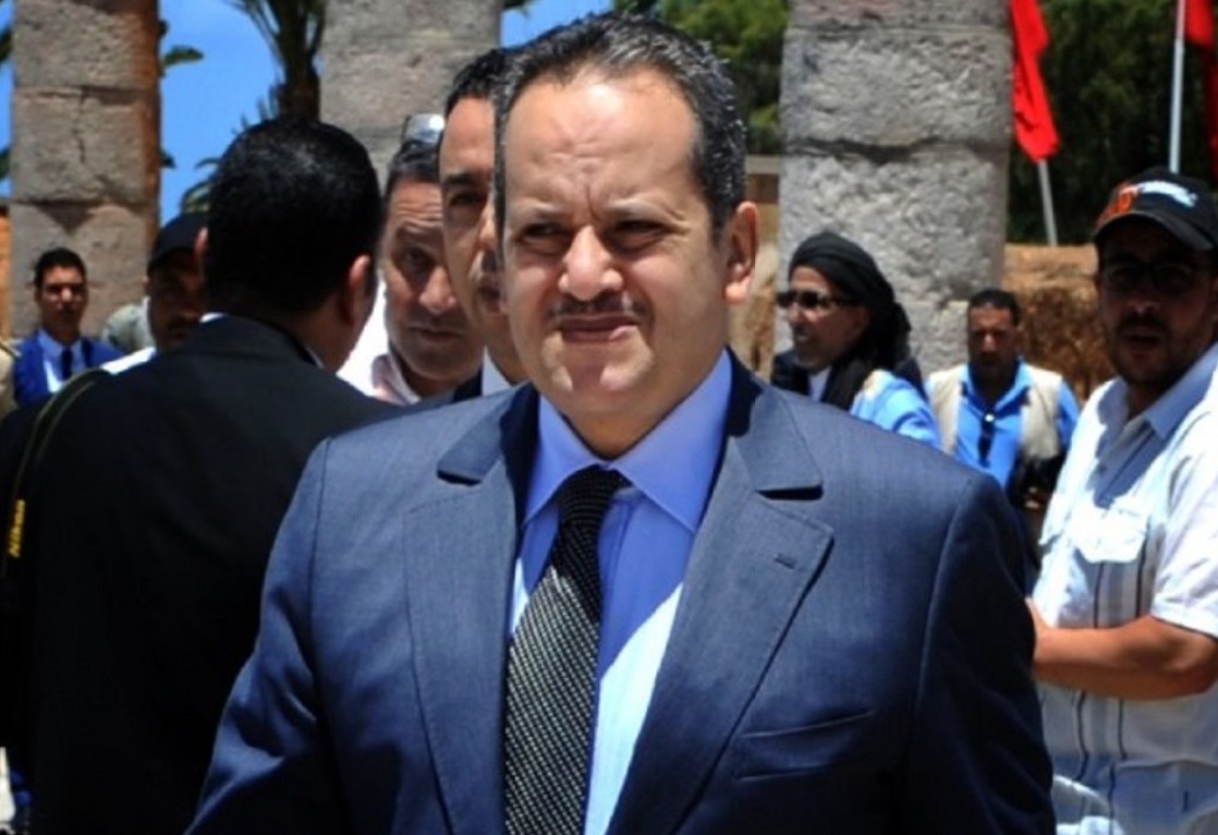 رومانيا توشح المنصوري بأعلى الأوسمة الوطنية