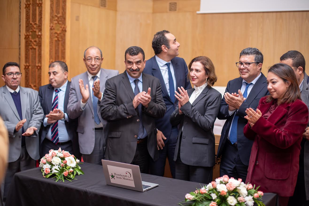 وزارة السياحة تطلق برامجَ لدعم القدرة التنافسية للحرفيين