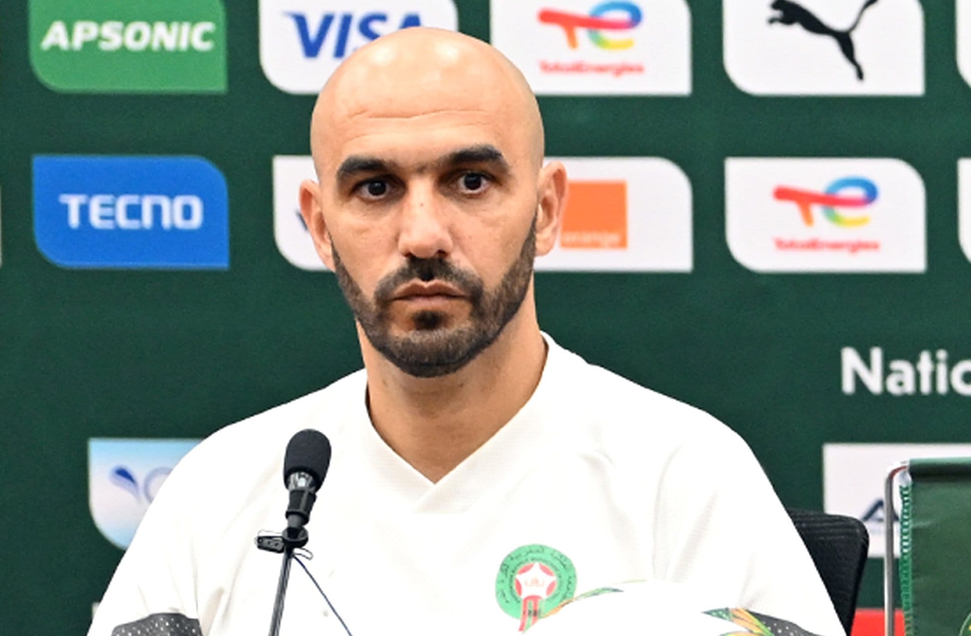 الركراكي: لن أرد على الجزائري عمروش ولدينا 3 لاعبين مصابين