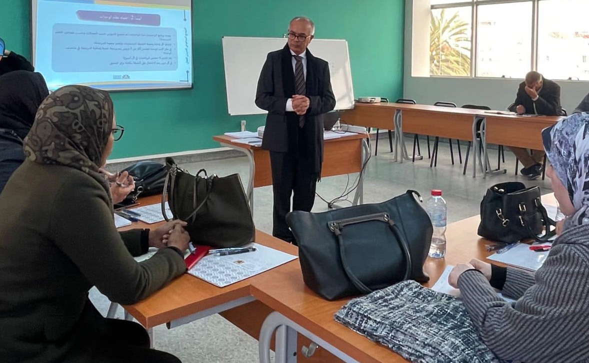  وازرة التربية الوطنية توقف الاقتطاعات من أجور الأساتذة المضربين 