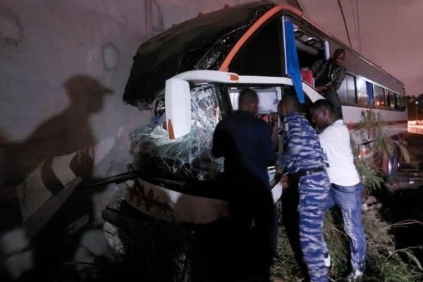 حافلة تقل صحافيين تتعرض لحادثة سير بكأس إفريقيا