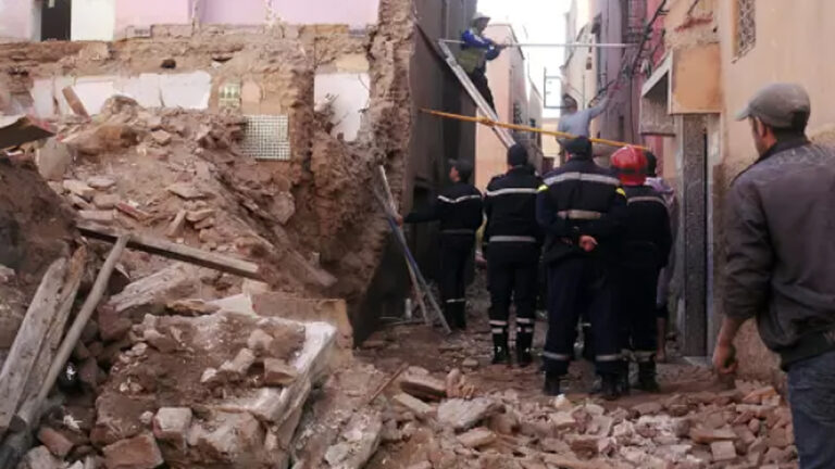 5 قتلى في انهيار منزل بمدينة فاس