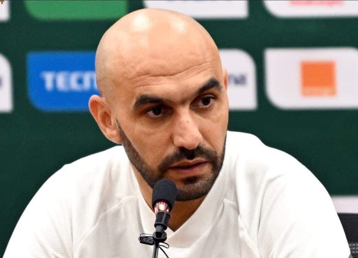 تواجد فيها دياز ورحيمي وأخوماش.. الركراكي يعلن لائحة المنتخب