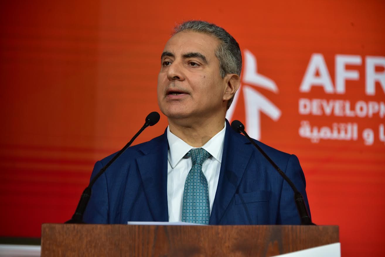 منتدى إفريقيا والتنمية يتوج المقاولين الأفارقة الشباب