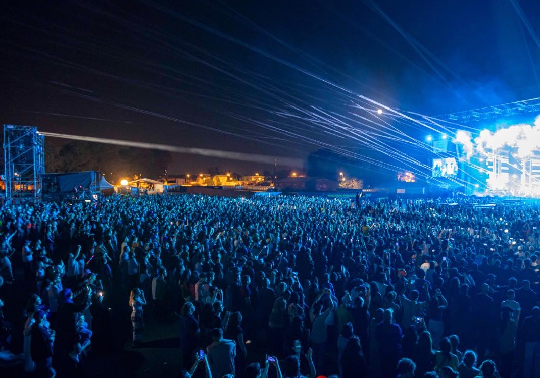 نوال الزغبي: مقاطعة المهرجانات لا توقف الحروب.. وهيفاء وهبي تشكر الملك والشعب المغربي